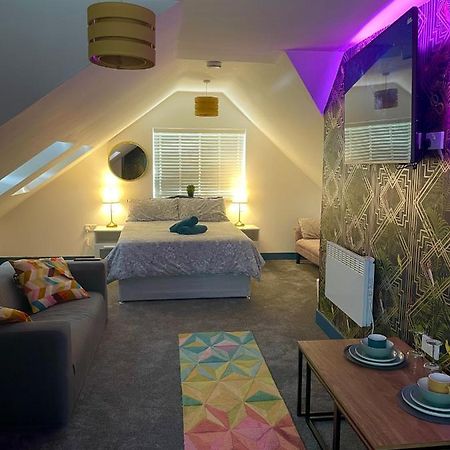 Vibrant & Modern Studio Apartment In Birmingham Exteriér fotografie